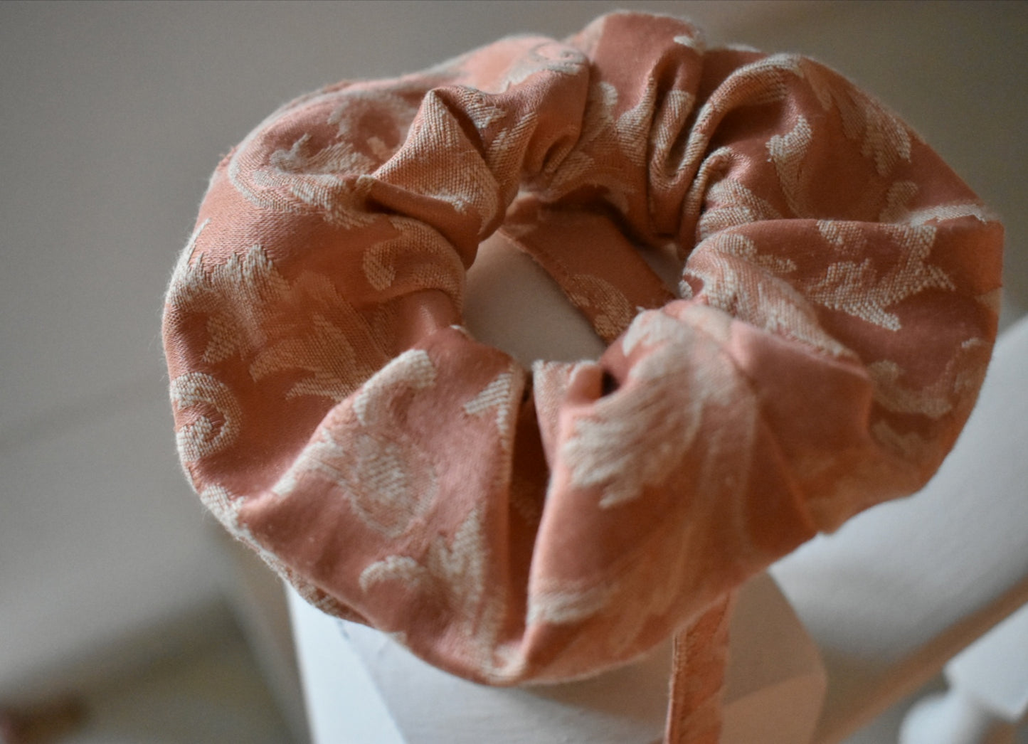 Dafne's bag + scrunchie